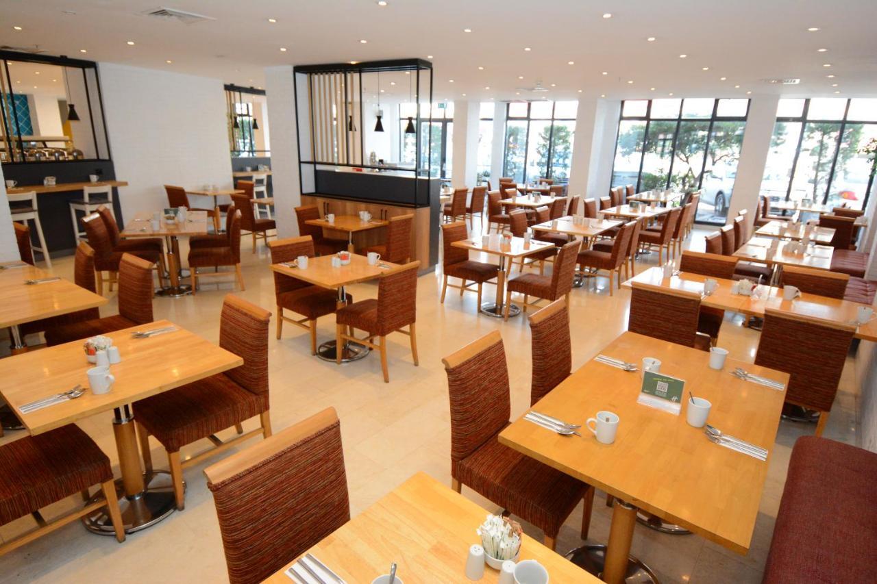 Holiday Inn Istanbul City By Ihg Exterior photo The restaurant at the National Motor Museum